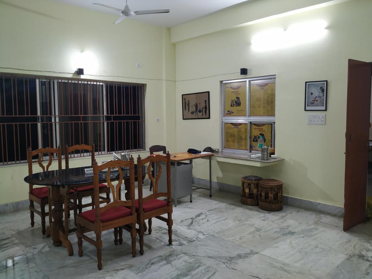 Bhalobasa Anandabas Hotel Bolpur Exterior foto