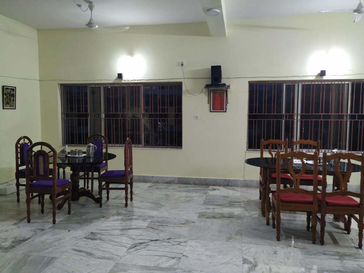 Bhalobasa Anandabas Hotel Bolpur Exterior foto